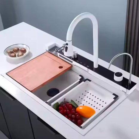ဘက်စုံသုံး ဒစ်ဂျစ်တယ် Display Waterfall Sink